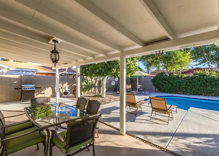 Poolside Oasis Near Old Town & Ballparks
