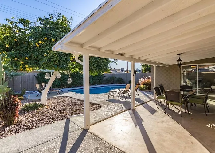 Poolside Oasis Near Old Town & Ballparks