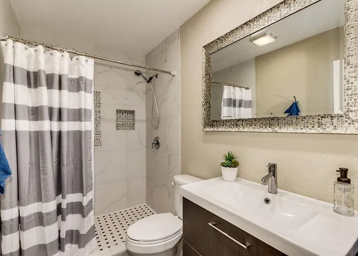Holiday home Poolside Oasis Near Old Town & Ballparks *